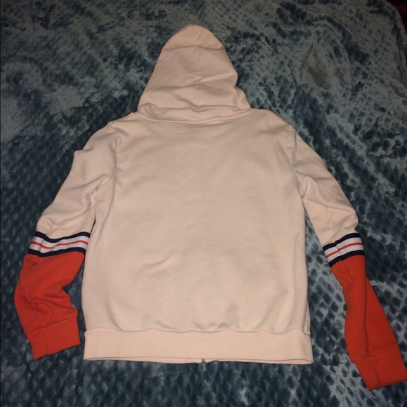 •SOLD• 👚PINK Victoria's Secret Full Zip Up Hoodie - Picture 4 of 4